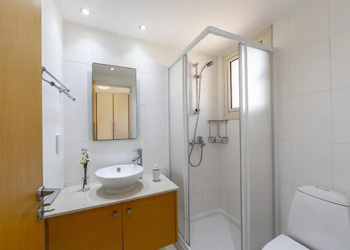 Beachfront Pietra Villa