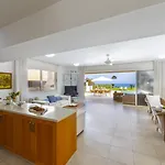Beachfront Pietra Villa