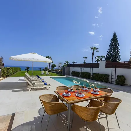 ヴィラ Beachfront Pietra プロタラス