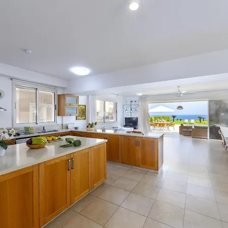 Beachfront Pietra Protaras