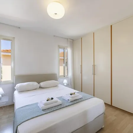 Beachfront Pietra Protaras