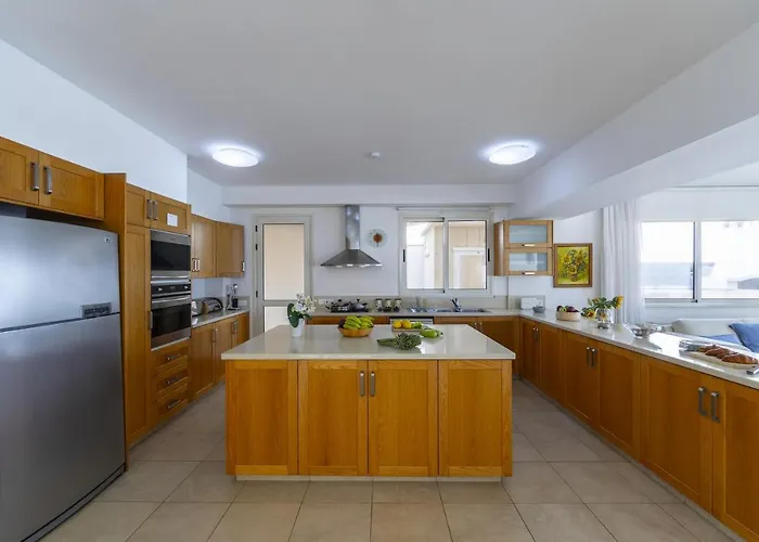 Vila Beachfront Pietra Protaras