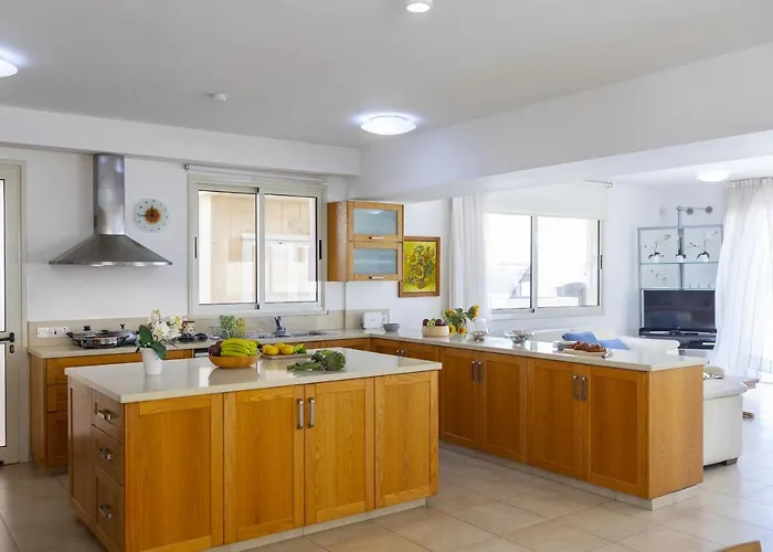 Vila Beachfront Pietra