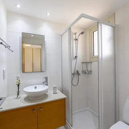 Beachfront Pietra Villa